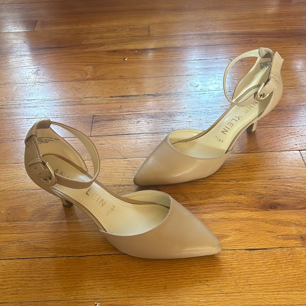 Anne Klein Low Heel Pointed Toe Nude Heels